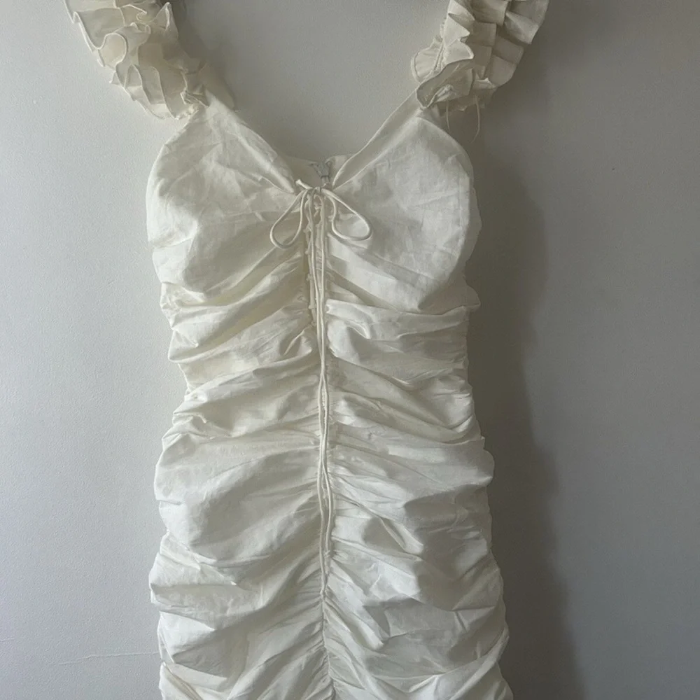 Zara Cream Ruffled Mini Dress Medium - Picture 2 of 5